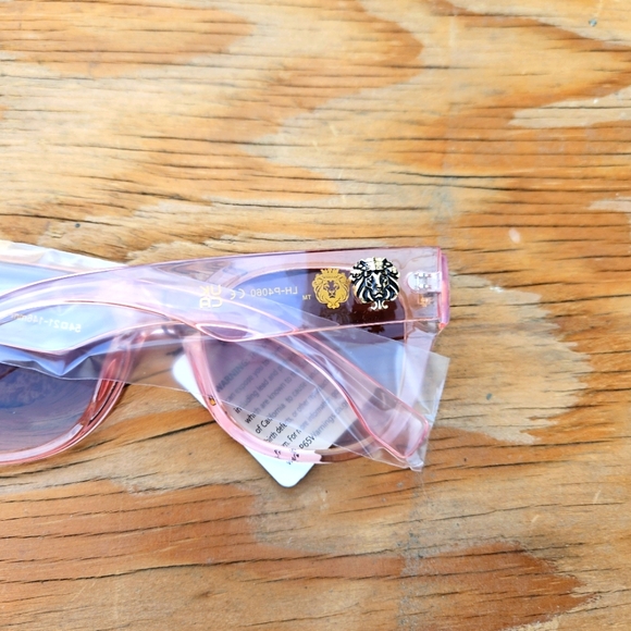 Kleo Pink Sunglasses - Picture 5 of 16